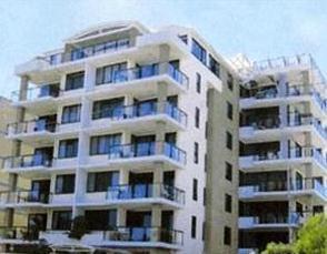 Photo: King's Row Apartments Photo: King's Row Apartments