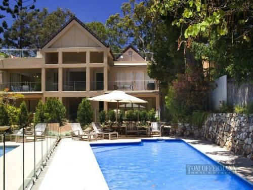 Photo: Alderly Terrace Photo: Alderly Terrace
