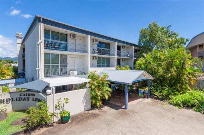 Photo: Cairns Holiday Lodge Photo: Cairns Holiday Lodge