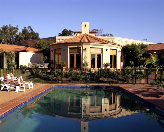 Photo: Estate Tuscany The Mill & Brokenback Bar Photo: Estate Tuscany The Mill & Brokenback Bar