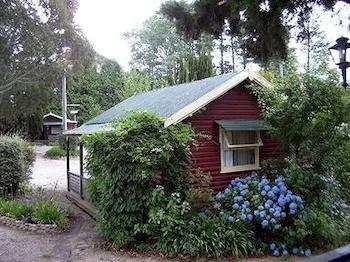 Photo: Cedar Lodge Cabins Photo: Cedar Lodge Cabins