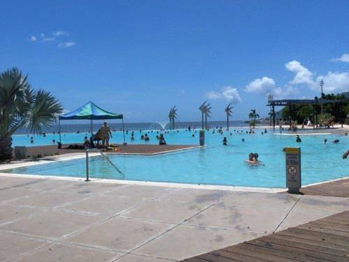 Photo: Cairns Waterfront Backpackers Hostel Photo: Cairns Waterfront Backpackers Hostel