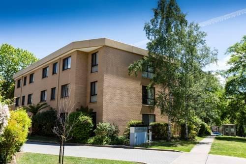 Photo: Kingston Court Apartments Photo: Kingston Court Apartments