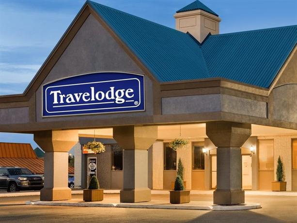 calgary macleod trail travelodge hotel