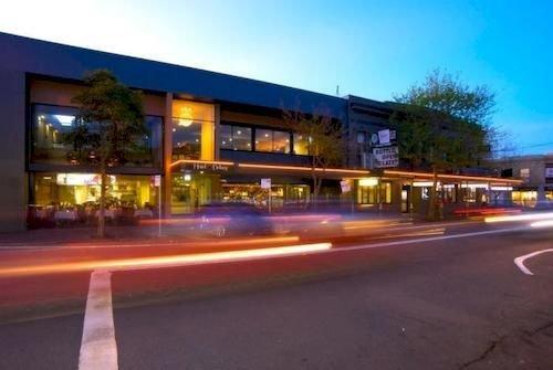 Photo: Delany Hotel Photo: Delany Hotel