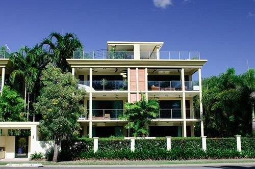 Photo: Cairns Beach Holiday Apartment Photo: Cairns Beach Holiday Apartment