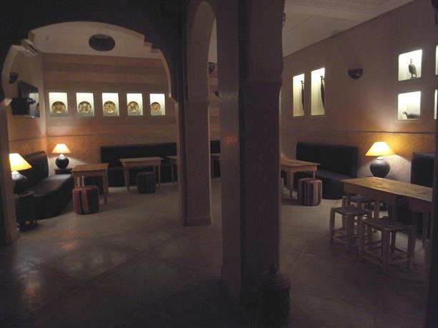 riad bazaar cafe