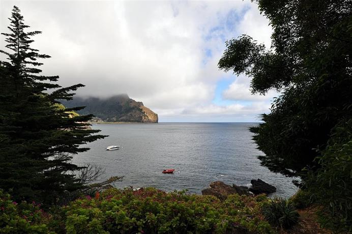 crusoe island lodge