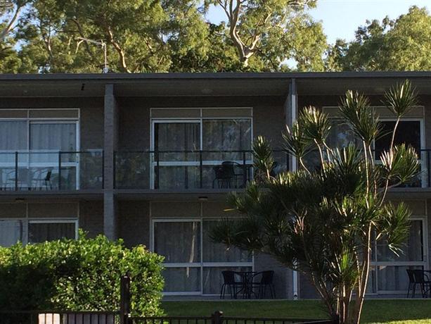 Photo: Arcadia Village Motel Photo: Arcadia Village Motel