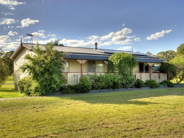 Photo: Cottages on Lovedale Photo: Cottages on Lovedale