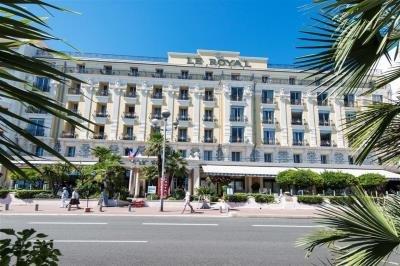 sporting nice beach hotel france vacances bleues royal le