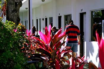 Red Carpet Inn Nassau