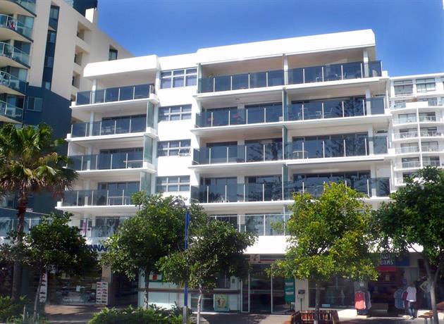 Photo: Spinnaker Apartments Photo: Spinnaker Apartments