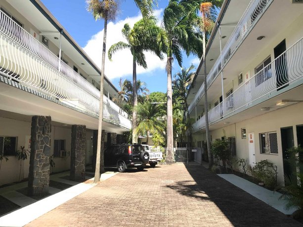 Photo: Lake Central Cairns Photo: Lake Central Cairns