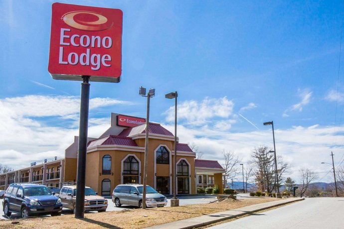 econo lodge hendersonville