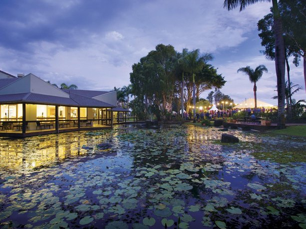 Photo: Oaks Oasis Photo: Oaks Oasis