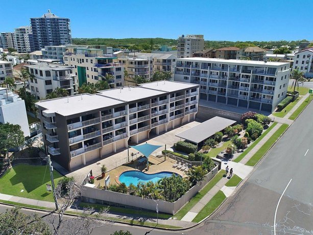Photo: Joanne Apartments Photo: Joanne Apartments
