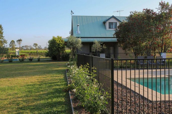 Photo: Emmas Cottage Vineyard Photo: Emmas Cottage Vineyard