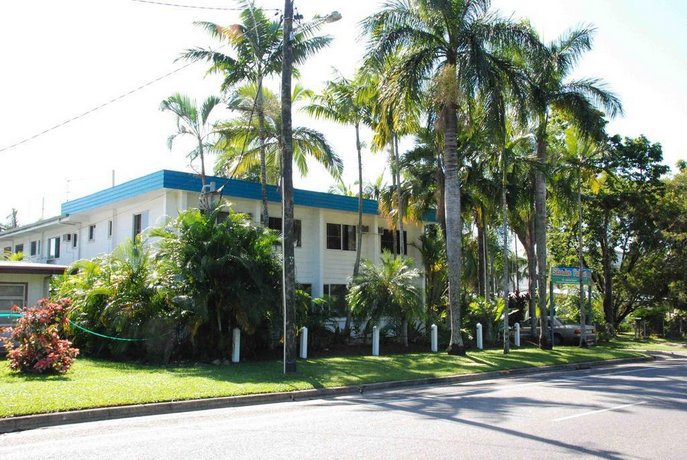 Photo: The Palms At Palm Cove Photo: The Palms At Palm Cove