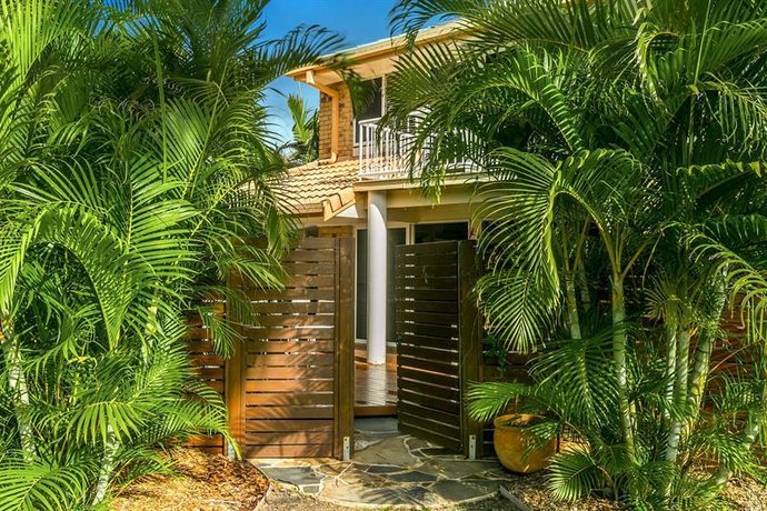 Photo: Tradewinds 4 Photo: Tradewinds 4