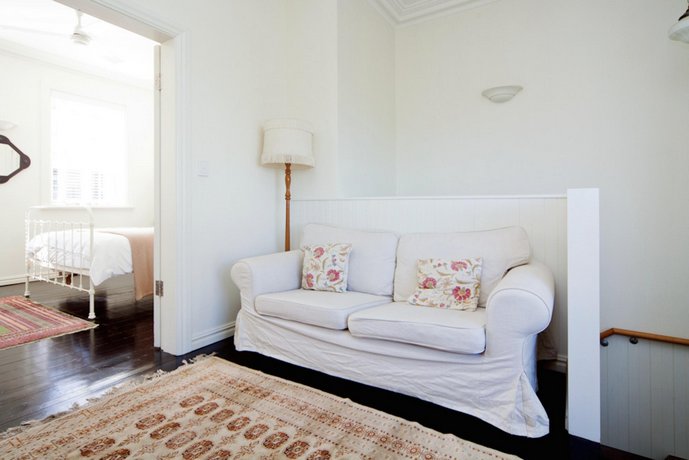 Photo: Beautifully Decorated 1 bed MPT67A Photo: Beautifully Decorated 1 bed MPT67A