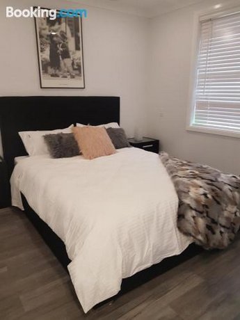 Photo: Edwin Place Apartment Photo: Edwin Place Apartment
