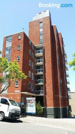 Photo: Harbour View Apartment Kirribilli Photo: Harbour View Apartment Kirribilli