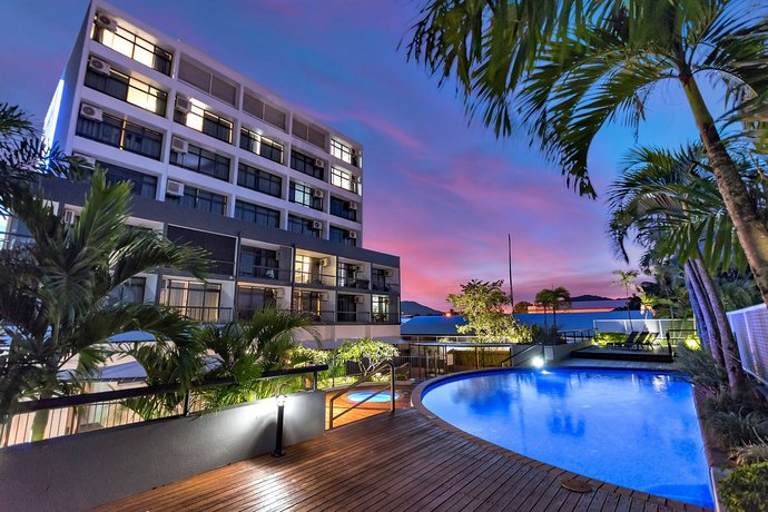Photo: Sunshine Tower Hotel Cairns Photo: Sunshine Tower Hotel Cairns