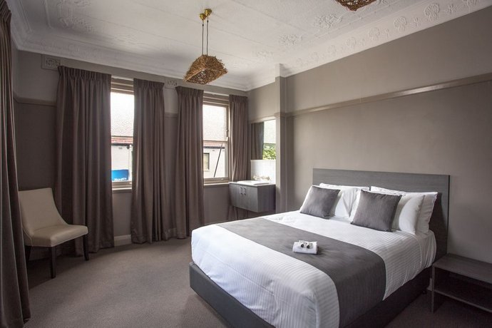 Photo: Nags Head Hotel Photo: Nags Head Hotel