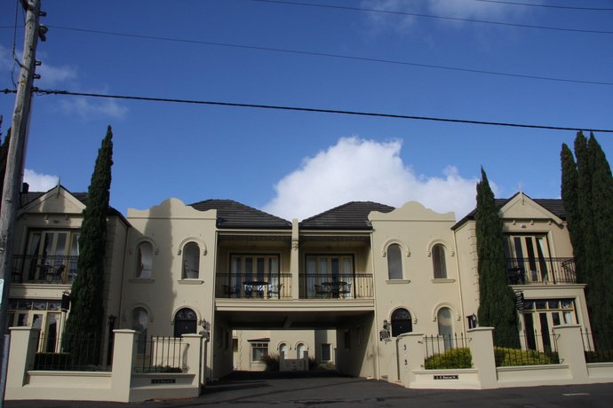 Photo: Banyan Place Photo: Banyan Place