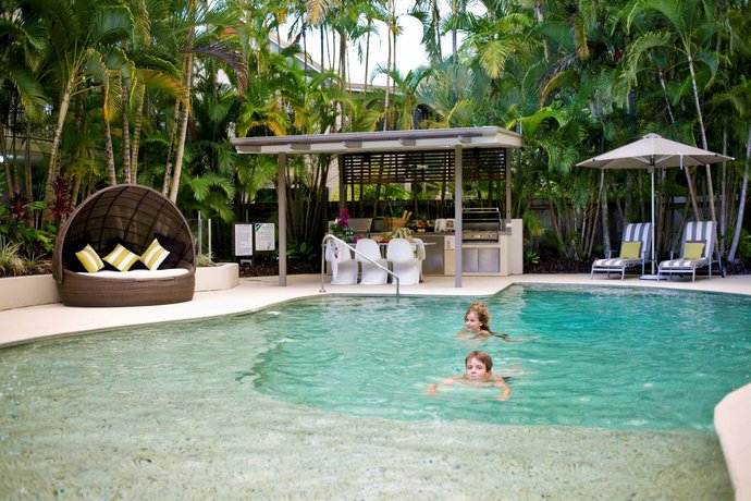 Photo: Noosa Tropicana Photo: Noosa Tropicana