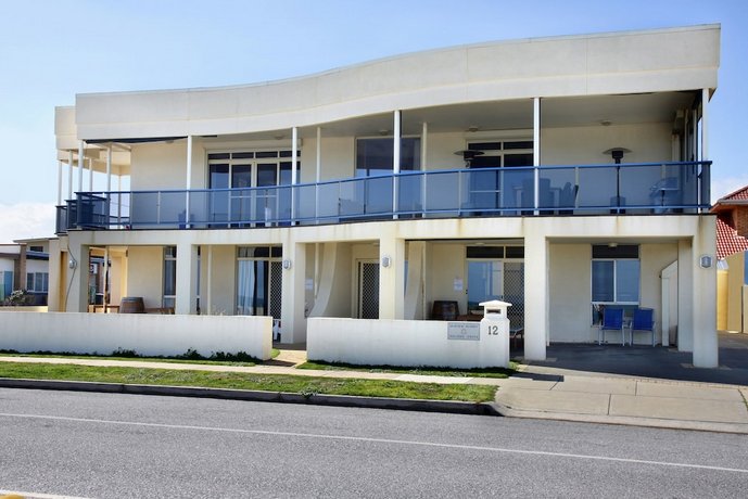 Photo: Seaview Sunset Holiday Apartments Photo: Seaview Sunset Holiday Apartments