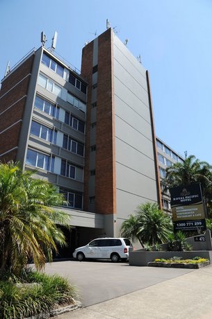Photo: Royal Pacific Hotel Photo: Royal Pacific Hotel