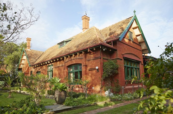 Photo: Buxton Manor Photo: Buxton Manor