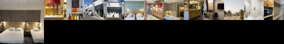A L'hotel Pau A L'hotel Pau