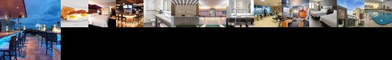 Holiday Inn & Suites Parkway Conference Centre
