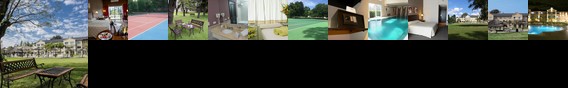 Howard Johnson Resort Pilar
