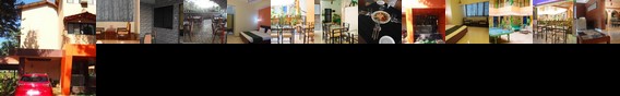 Lion's Den Hotel