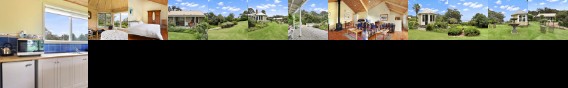 Clovelly House