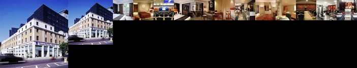 Park Plaza Victoria London