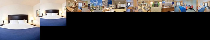 Holiday Inn Express Delano Hwy 99