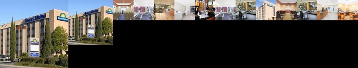 Days Hotel Oakland Airport