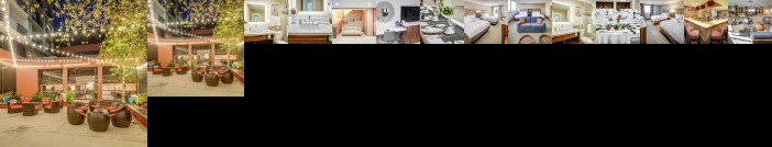 Pullman Plaza Hotel