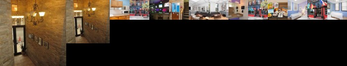 AAE Chicago Parthenon Hostel