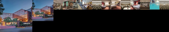 LaGuardia Plaza Hotel New York City
