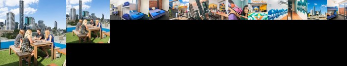 Cloud 9 Backpackers Resort