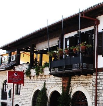 Hotel Mangalemi Berat Albania thumbnail