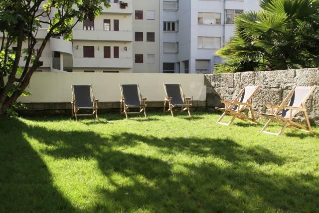 Oporto City Flats - The White Box House