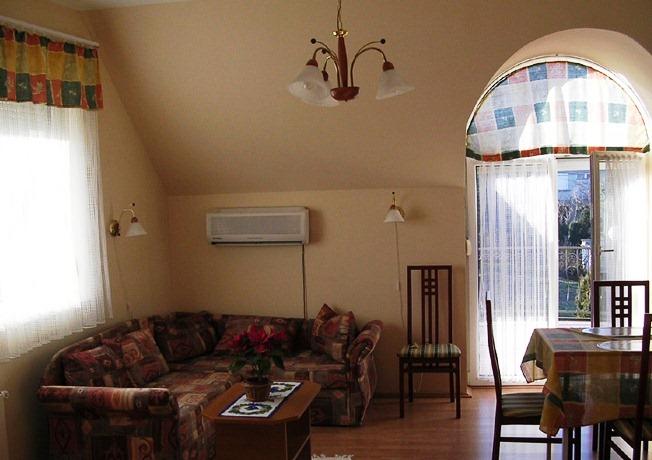 Molnar Apartment