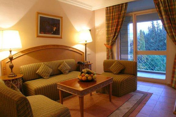 Chems Hotel